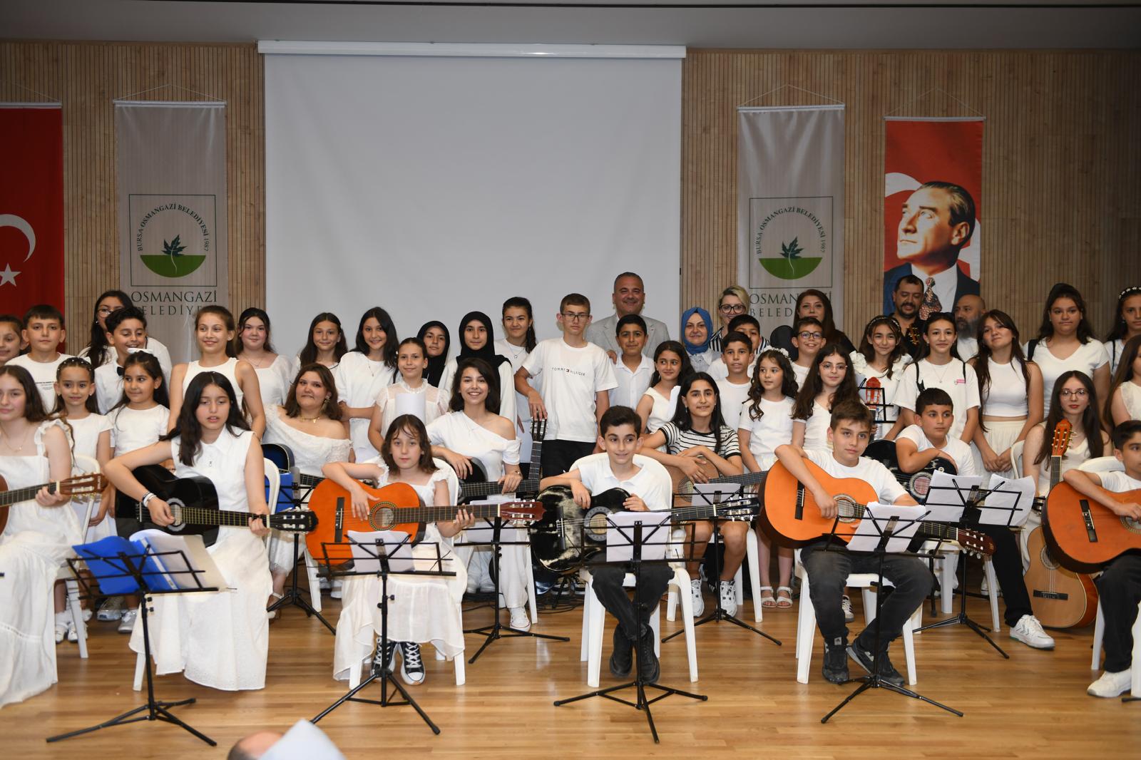 Yetenek Evi öğrencilerinden yılsonu şöleni