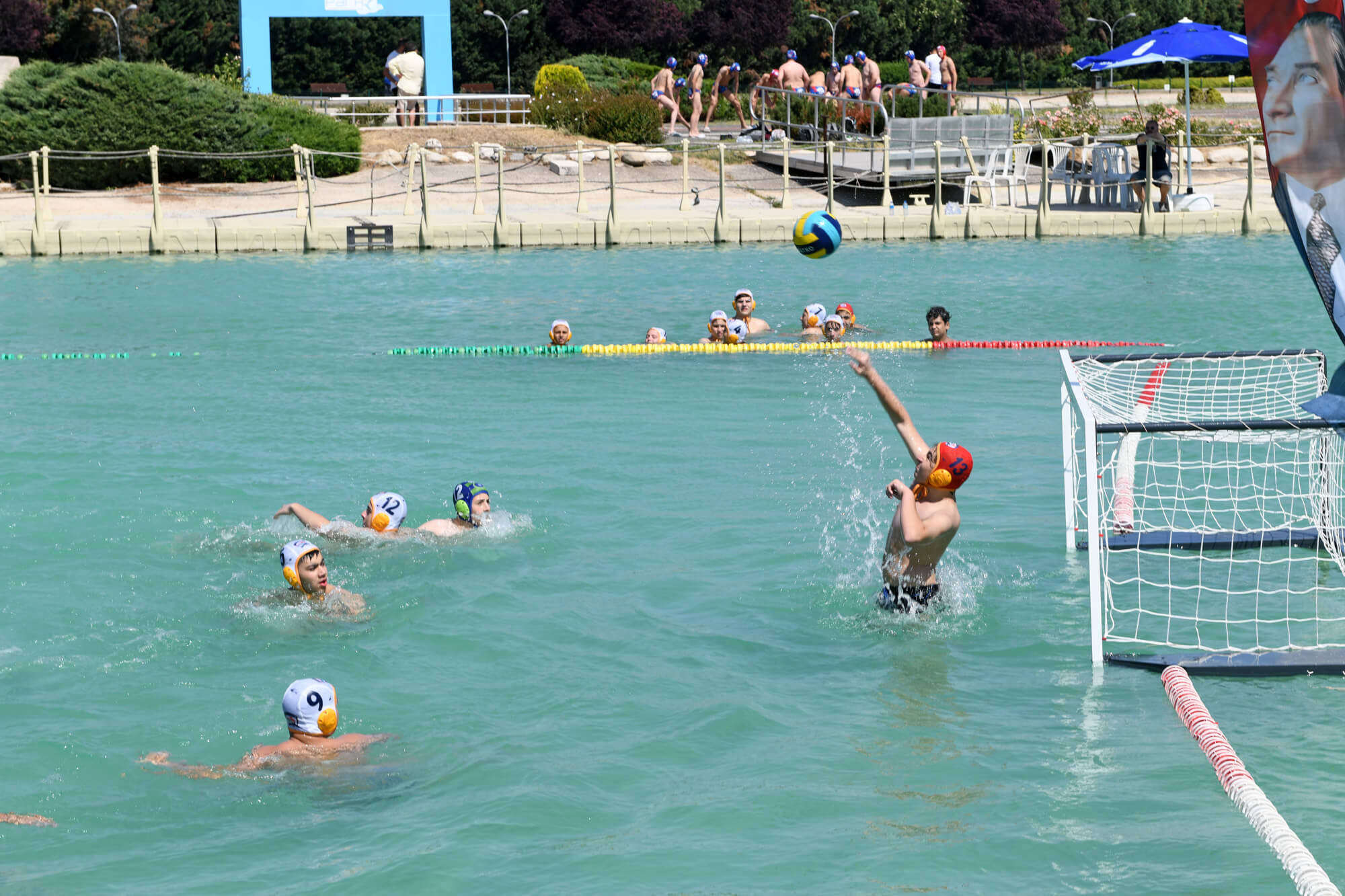 Sukaypark’ta su topu coşkusu başladı