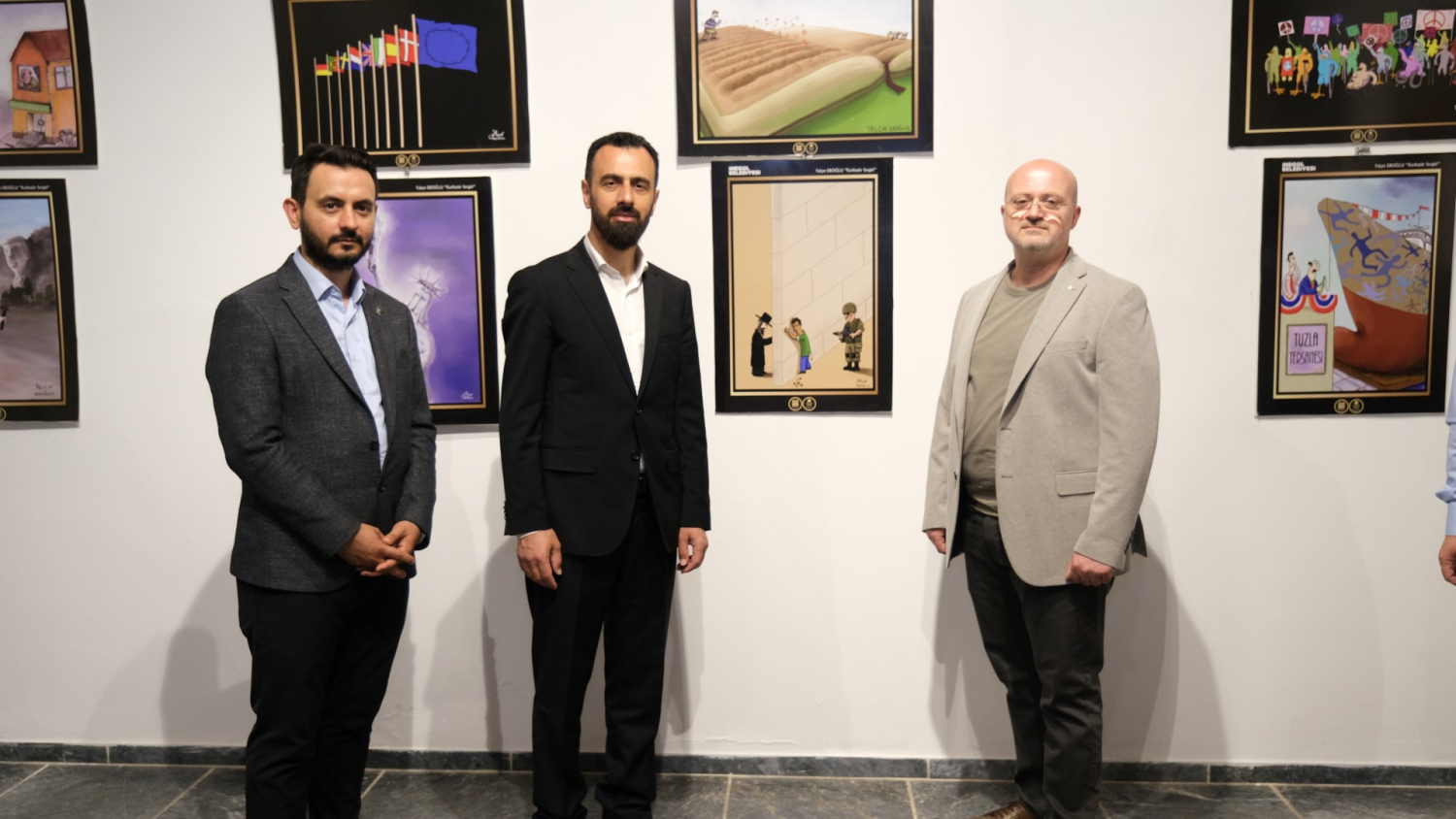 Yalçın Eroğlu’nun Ödüllü Karikatürleri İnegöl’de Görücüye Çıktı