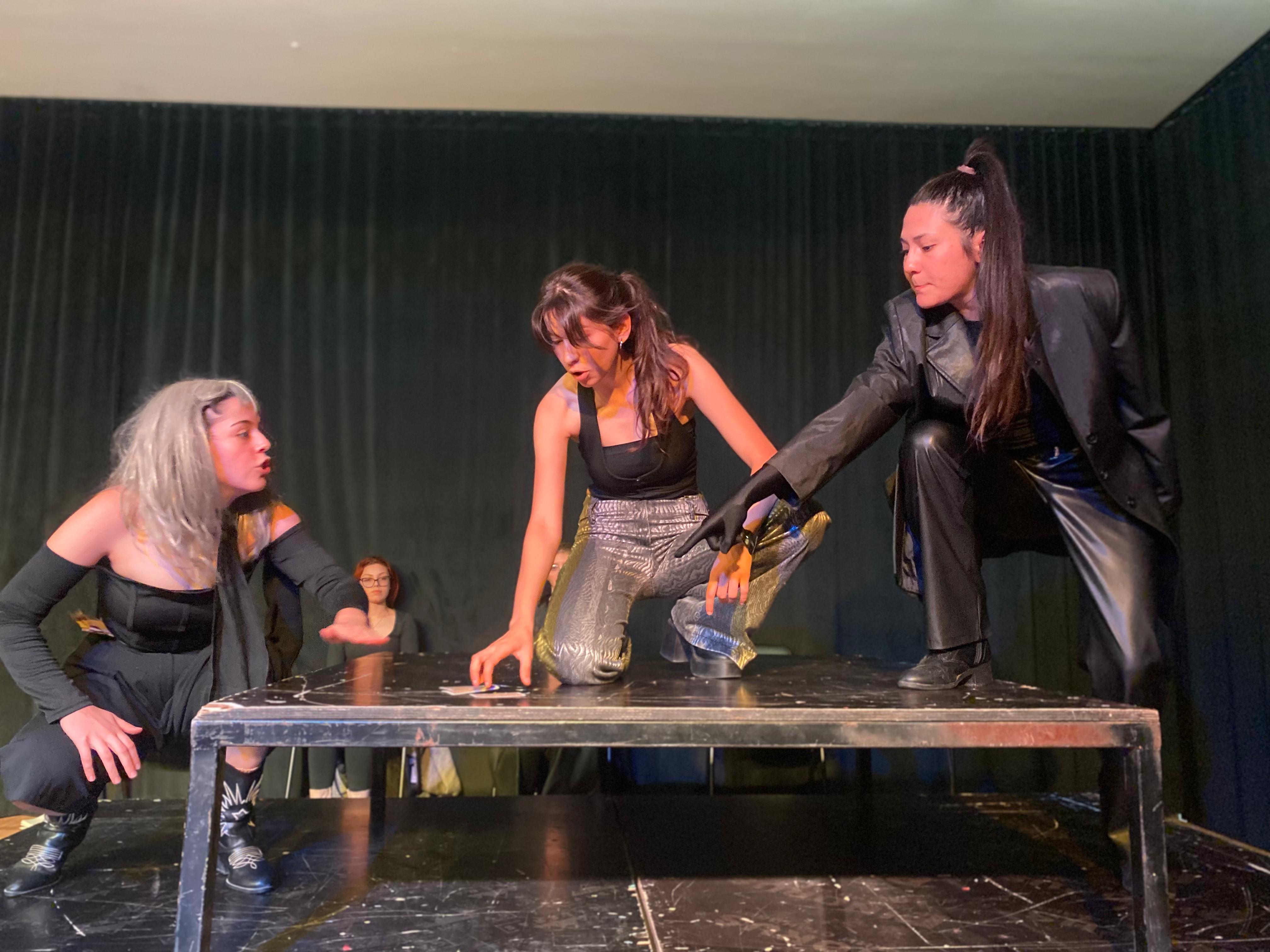 Osmangazi Tiyatro Okulu’ndan sezon finali: Tersine Dünya