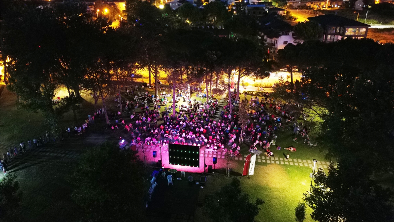 İznik, nostaljik yaz akşamlarıyla ziyaretçilerine unutulmaz anlar yaşatıyor