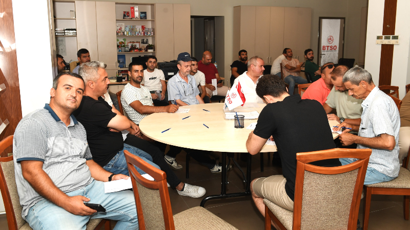 Osmangazi’de istihdam sağlayan buluşma: 50 kişi iş sahibi oldu