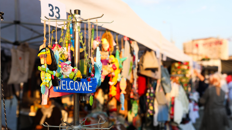 Gemlik'te kadınların el emeği ürünleri festivalde görücüye çıktı
