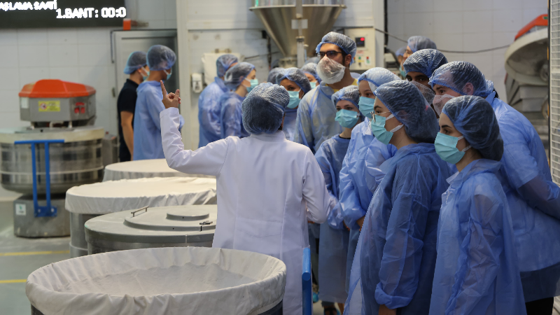 Gençler BESAŞ’ta üretim sürecine tanıklık etti