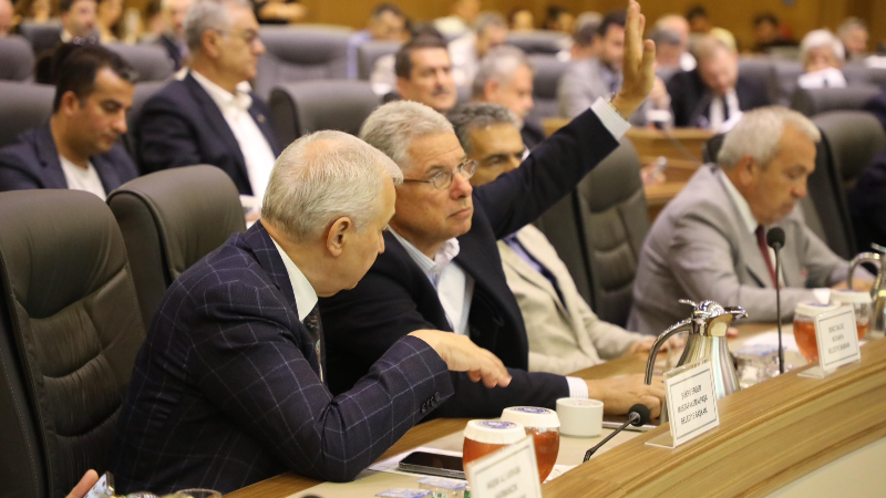 Güzelyalı’daki mülkiyet sorunları çözüme kavuşuyor