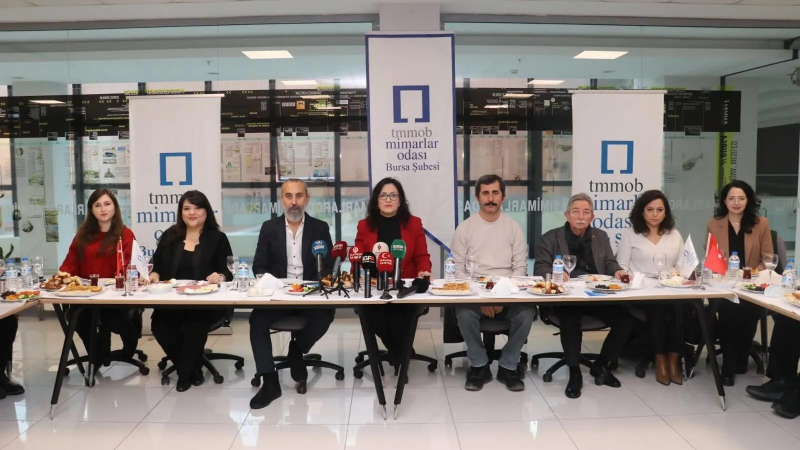 Mimarlar Odası'ndan çağrı: Güvenli kentleşme için hesap verilmeli