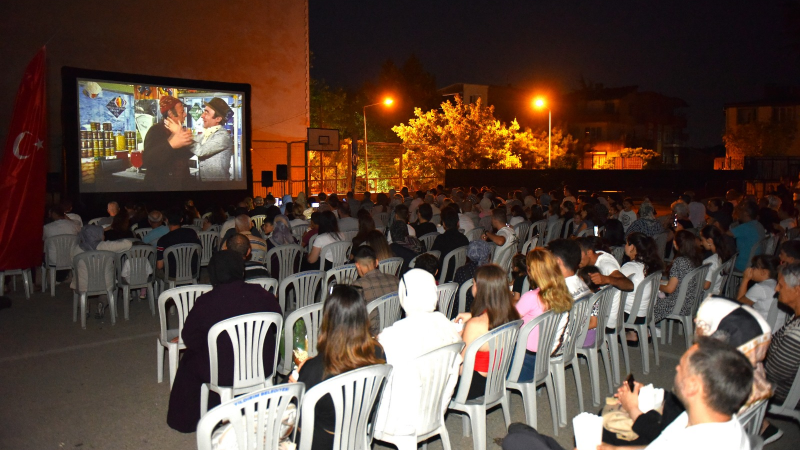 Yıldırım'da nostalji dolu sinema keyfi