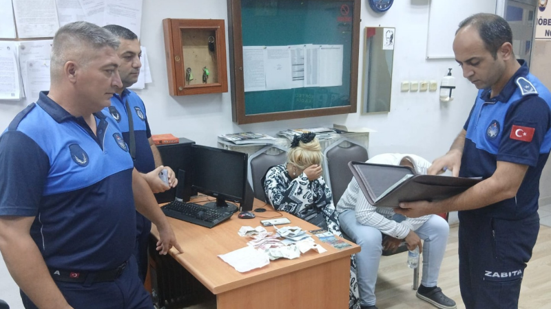 Gemlik'te dilencilik yapan çift yakalandı