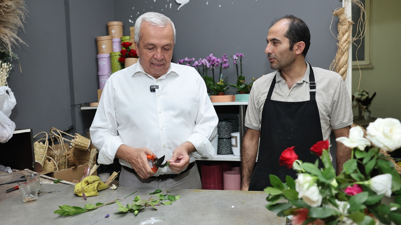 Başkan Özdemir'den Ertuğrul Mahallesi'ne ziyaret