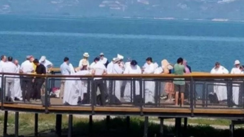 Papa'nın İznik ziyareti öncesi Fransız akademisyenlerden özel ayin