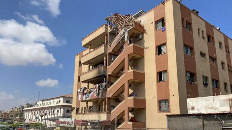 İsrail, Gazze'deki hastaneyi vurdu: Dört gazeteci hayatını kaybetti