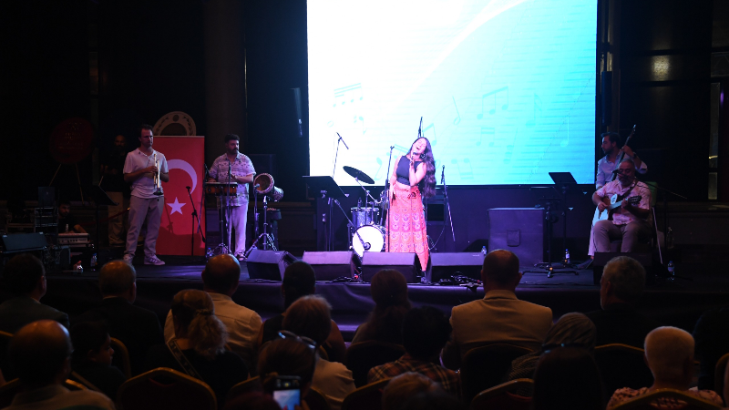 Osmangazi'de 12 dilde Barış melodileri