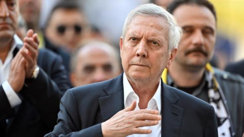 Aziz Yıldırım aday olmayacağını açıkladı