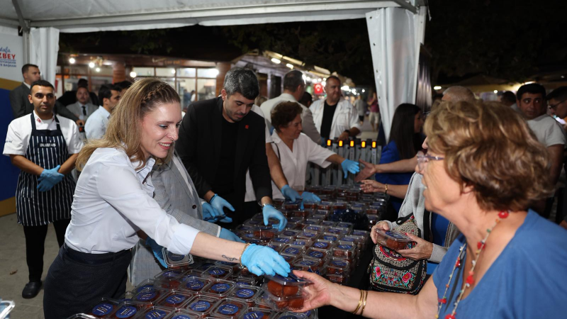Başkan Bozbey, Bursalıların kandilini kutladı