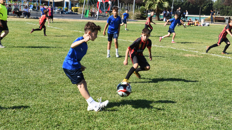 Sporla geleceğe yatırım: Osmangazi'de Yıldız Cup 2025 düzenlendi