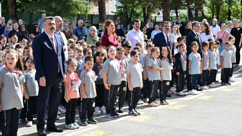 Yıldırım Belediyesi'nden Eğitime çifte destek