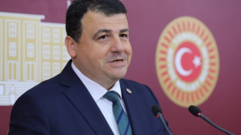 CHP’li Hasan Öztürk: Artık hiçbir resmi belgenin değeri yok! Sahte diplomadan sonra şimdi de sınavsız ehliyet satışı!