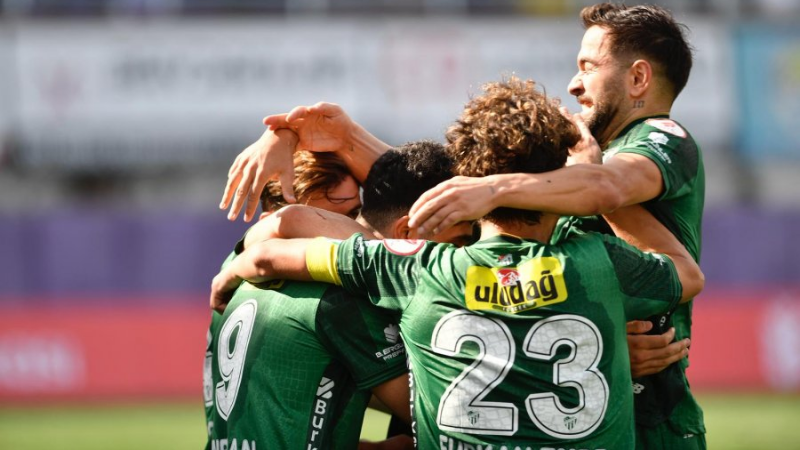 Bursaspor, Ereğli'yi 2-1'le geçti ve tur atladı