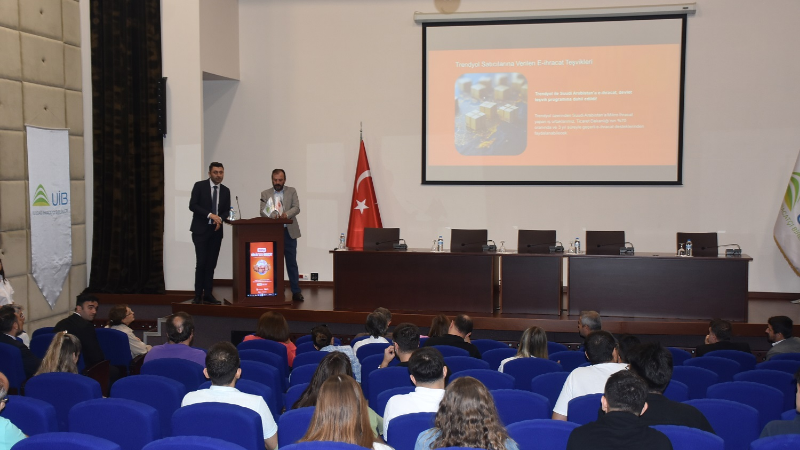 E-İhracat hedefi büyüyor: İhracatın %10'una ulaşmak amaçlanıyor