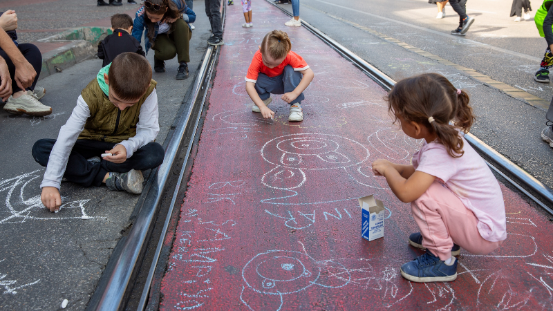 Heykel Atatürk Caddesi, çocukların kahkahalarıyla dolacak