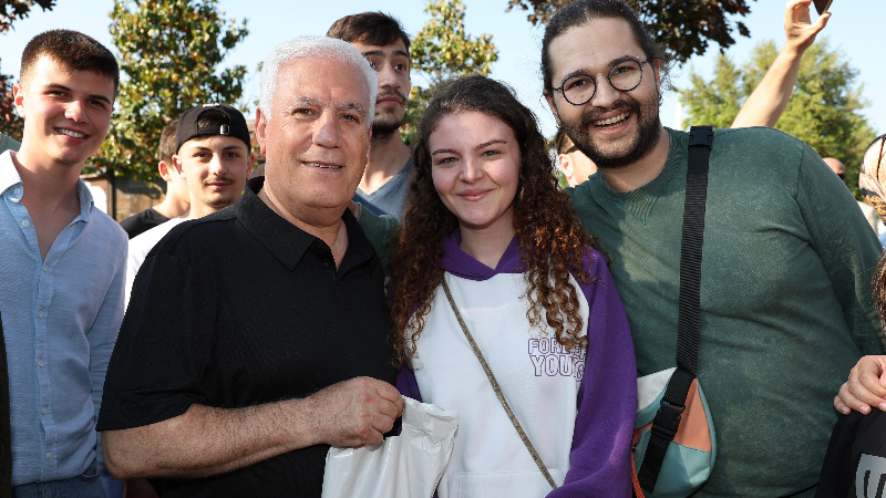 Bursa Büyükşehir Belediyesi'nden öğrencilere eğitim desteği müjdesi!