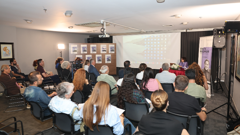 Prof. Dr. Varlı'dan "Müziğin Derin Siyaseti" incelemesi