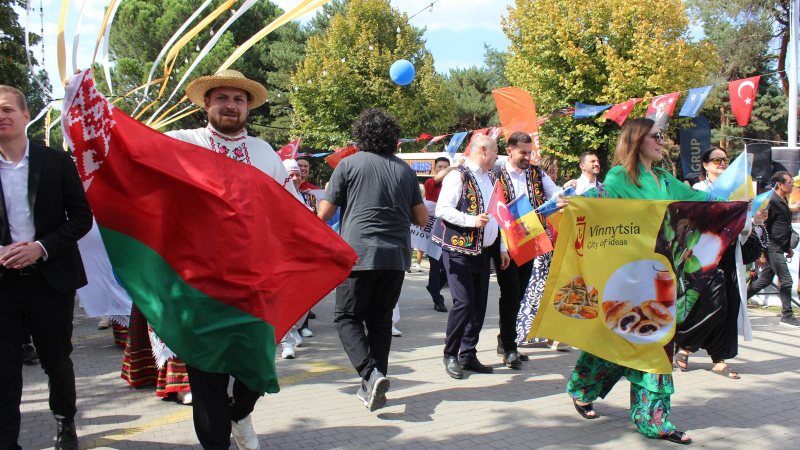 Bursa’da bayram tadında festival!