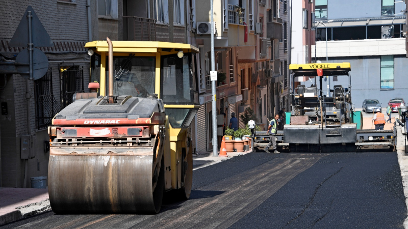 Elmasbahçeler’e 160 ton asfalt ile konforlu çözüm