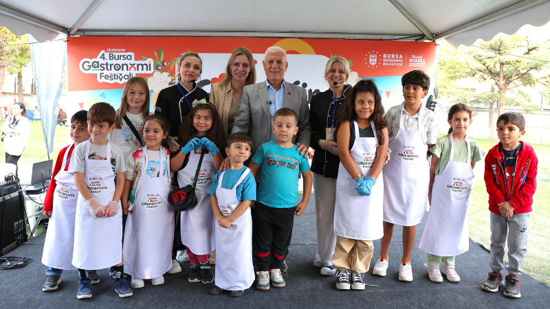 Gastronomi şenliği: Merinos Parkı'nda aile boyu lezzet durağı