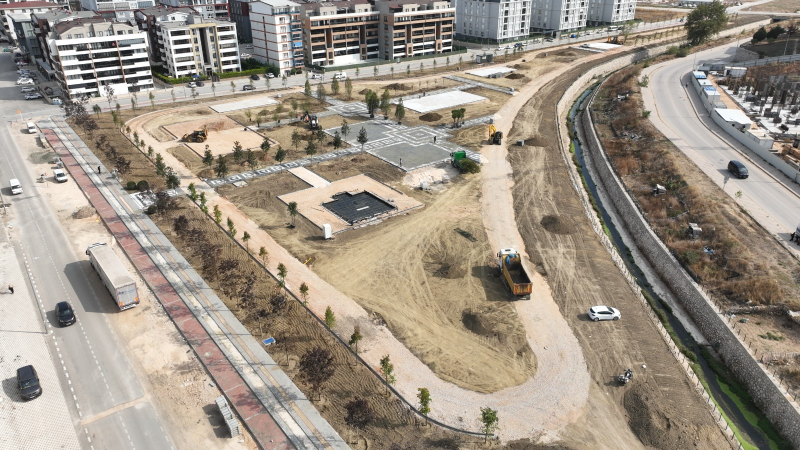 34 Bin metrekarelik yeşillik: Bursa'nın yeni buluşma noktası Balkan Parkı açılıyor