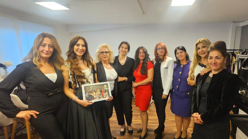 Aschheim’de Yeni Güzellik ve Saç Tasarım Stüdyosu Açıldı