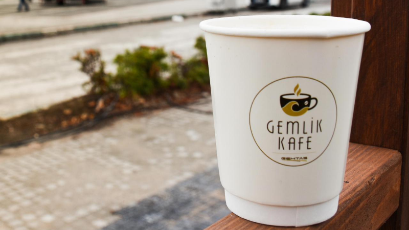 Gemlik Kafe üniversite kampüsünde açıldı