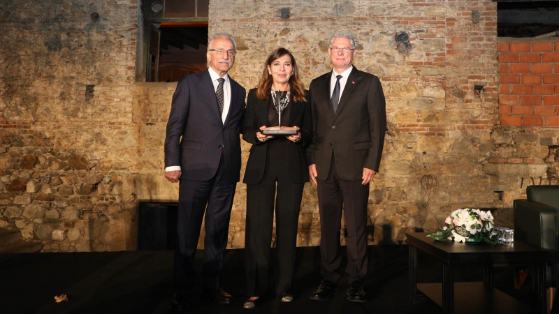 Mudanya’da barışın kalbi Altan Öymen için attı