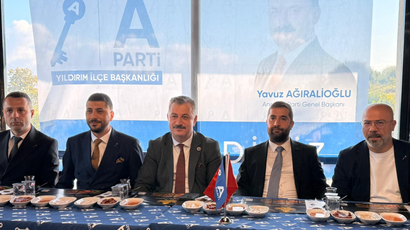 Anahtar Parti Yıldırım'da sahaya indi: "Bizler ikna edilmiş değil, inanmış insanlarız"