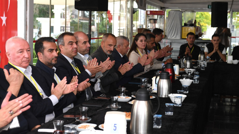 Fatih Karayılan, Osmangazi Belediyespor’da güven tazeledi