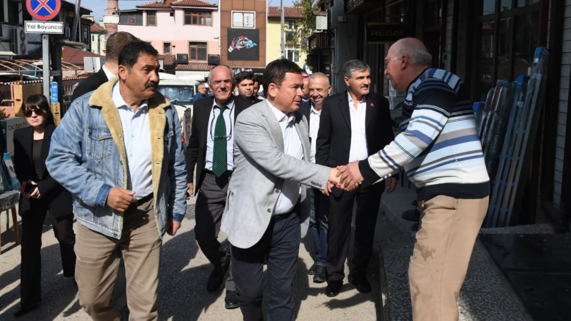 Başkan Aydın’dan Tahtakale Mahallesi’ne köylü pazarı müjdesi