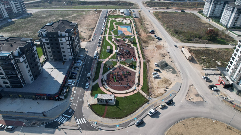 Nilüfer’in 421’inci parkı Balkan Mahallesi’nde kapılarını açtı