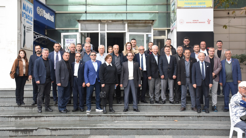 Gemlik’te mahallelerin sorunları ortak akılla değerlendirildi