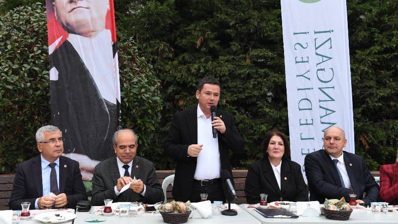 Osmangazi’de mahalle buluşmaları sürüyor