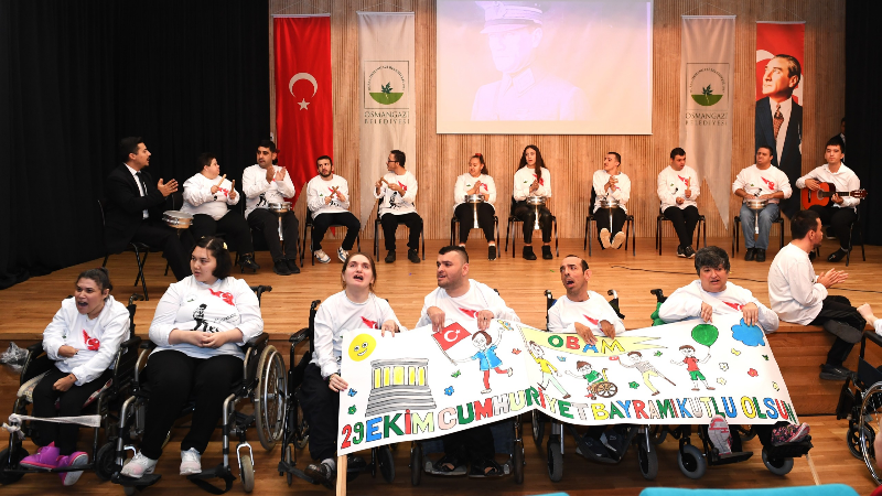 Cumhuriyet Bayramı'nın neşesi engelsiz kalplerde yankılandı