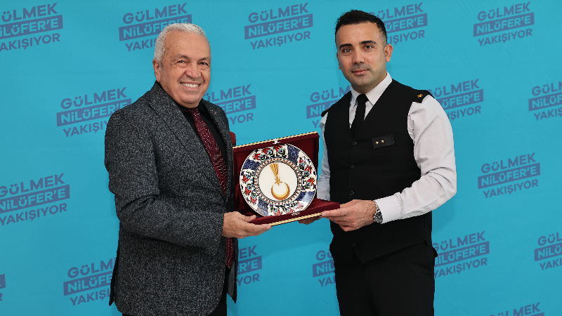 Başkan Özdemir, Nilüfer İlçe Jandarma Komutanı Önderışık’ı makamında ağırladı