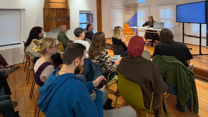 Bursa’da çağdaş sanat söyleşileri başladı