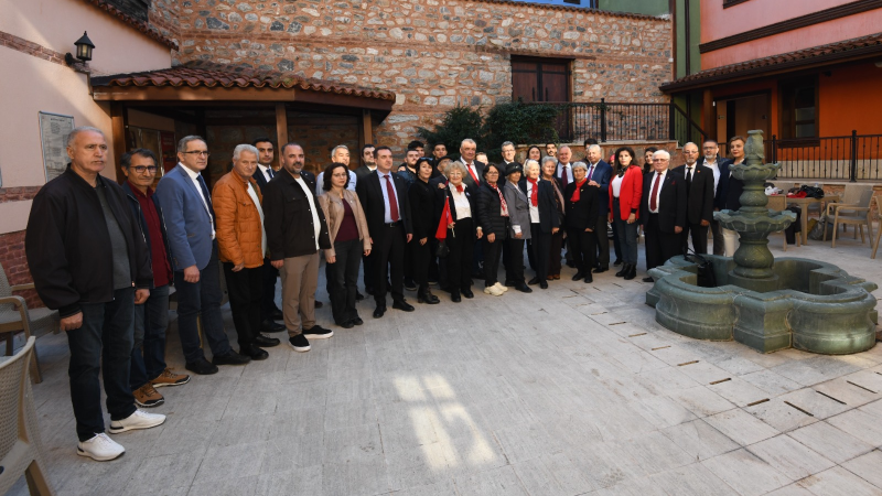 Cumhuriyet coşkusu Osmangazi’de Atatürk’ün fikirleriyle buluştu