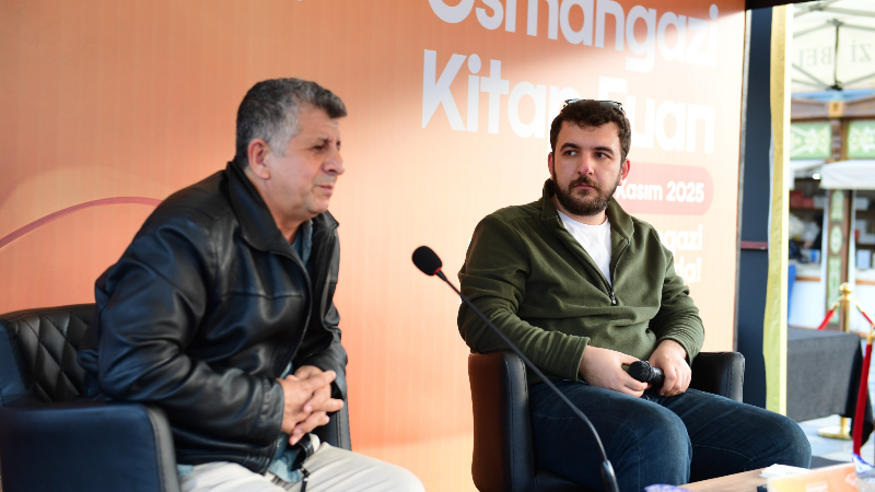 Osmangazi Kitap Fuarı'nda edebiyatın kalbi okurlarla atıyor