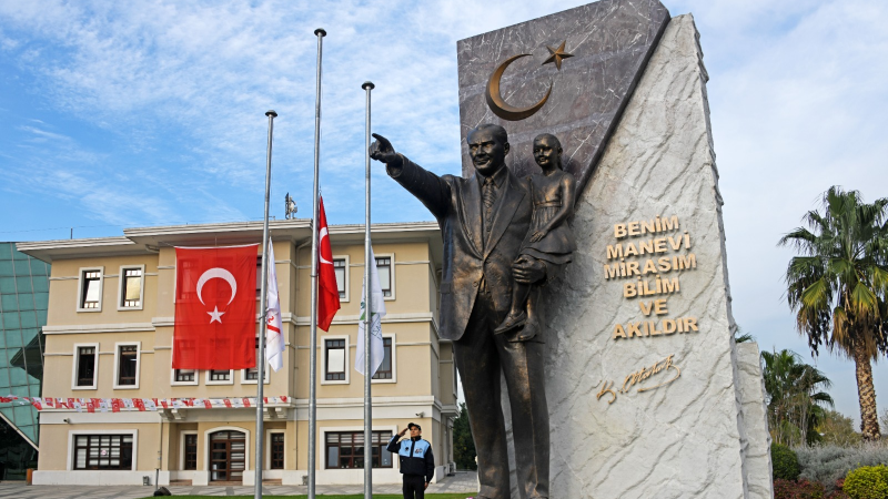 Osmangazi Belediyesi’nde 10 Kasım’da duygulandıran tören