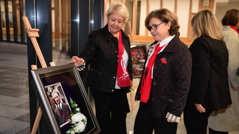 Osmangazi’de Atatürk anısına Balkan temalı sergi ve söyleşi düzenlendi