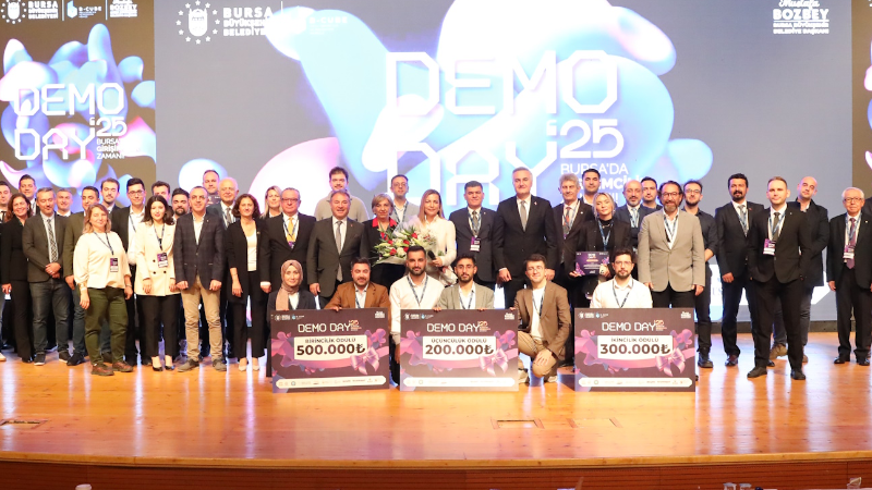 Bursa Demo Day 2025’te genç girişimciler ödüllerle buluştu