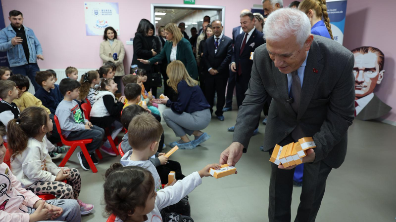 Büyükşehir’den binlerce çocuğa diş sağlığı eğitimi