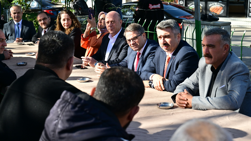 Başkan Oktay Yılmaz Vakıf Mahallesinde vatandaşlarla buluştu
