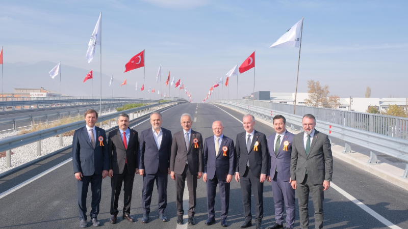 İnegöl’de Ağaç İşleri Sanayi Kavşağı hizmete açıldı